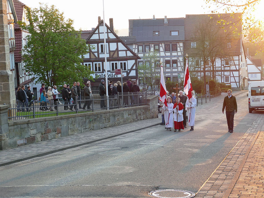 Lumen Christi - Auferstehungsmesse in St. Crescentius (Foto: Karl-Franz Thiede)